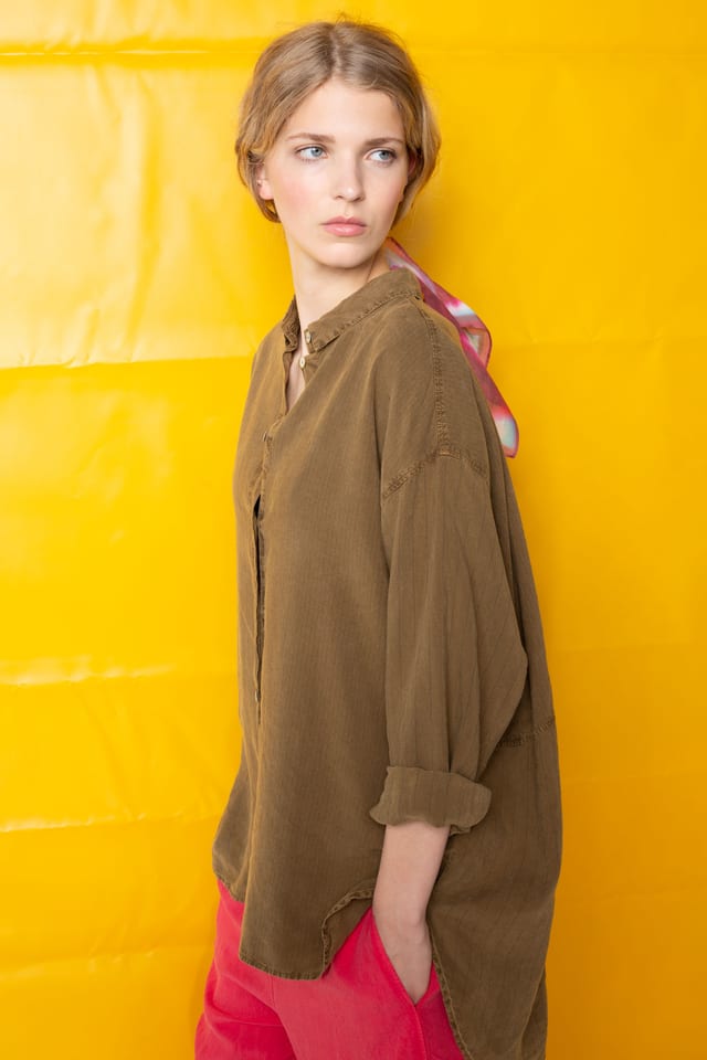 Blouse 406 - Lyocell-Linnenmix met krijtstreep - 842BISCUIT - 60240110030