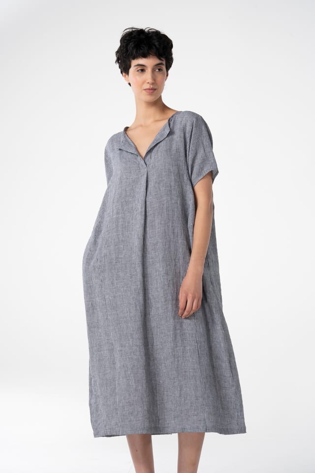 Dress 618 - Linen stripes variations - 990BLACK - 10260110559