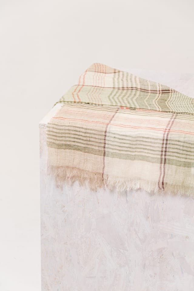 Scarf 611 - Linen silk blend - 620POOL - 10260110911