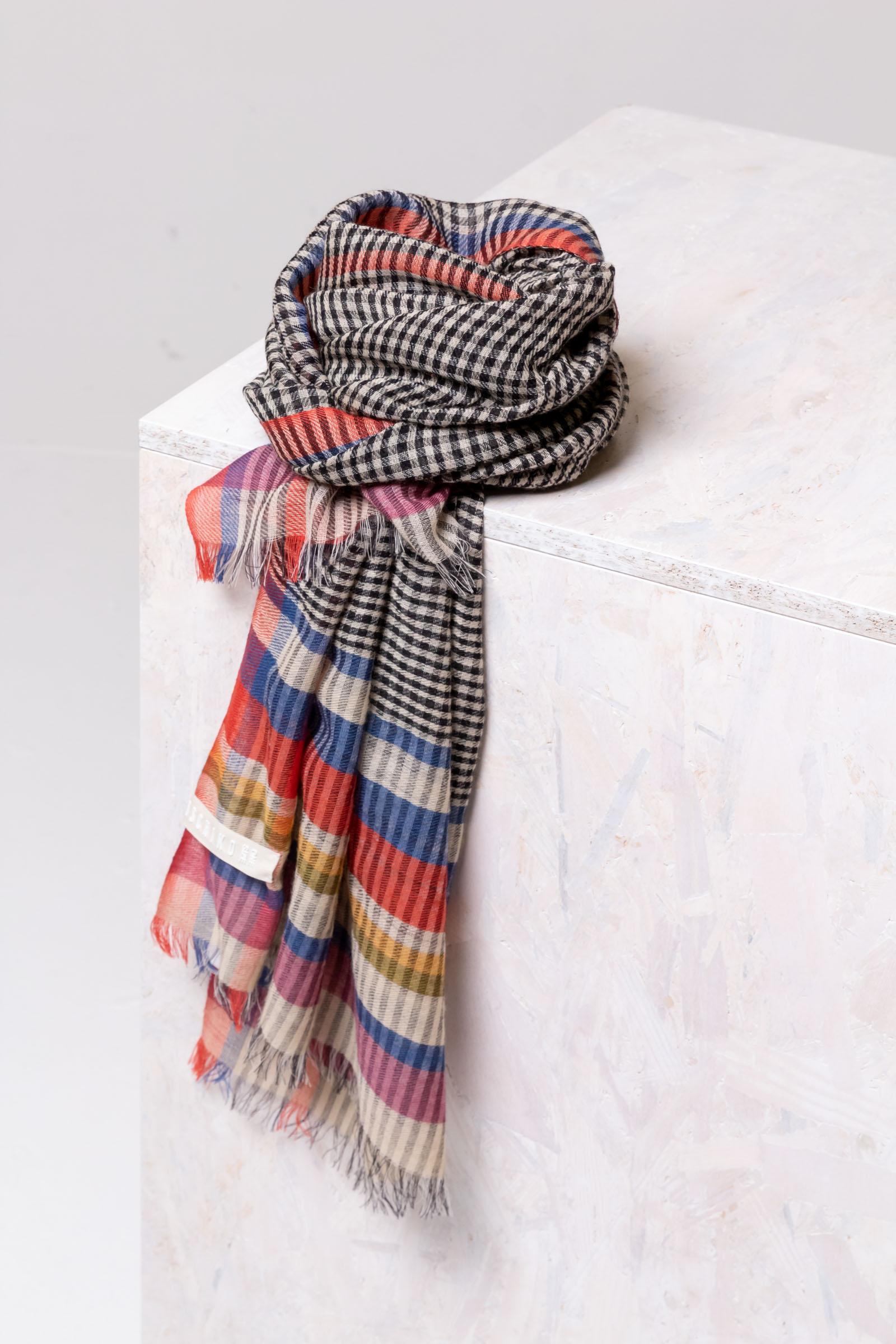 Scarf 303