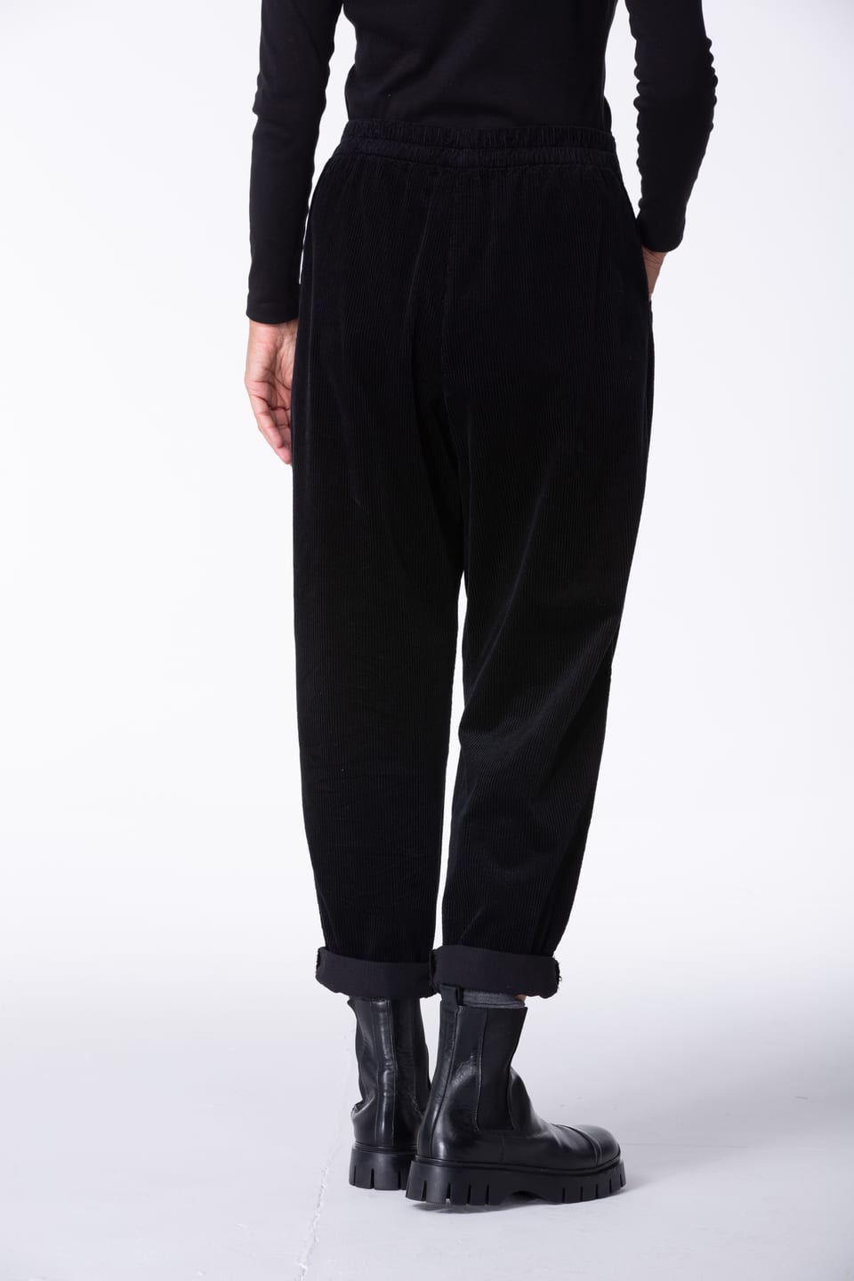 Kalhoty 437 - Manšestr z čisté bavlny - 990BLACK - 10240710125