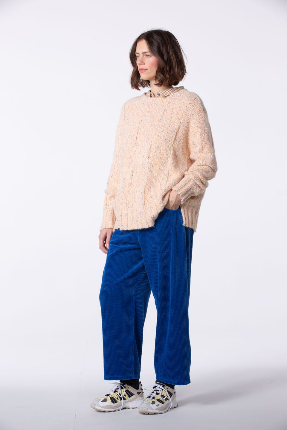 Trousers 402 - Wide-waled cotton corduroy - 452SWEDEN - 60240710005