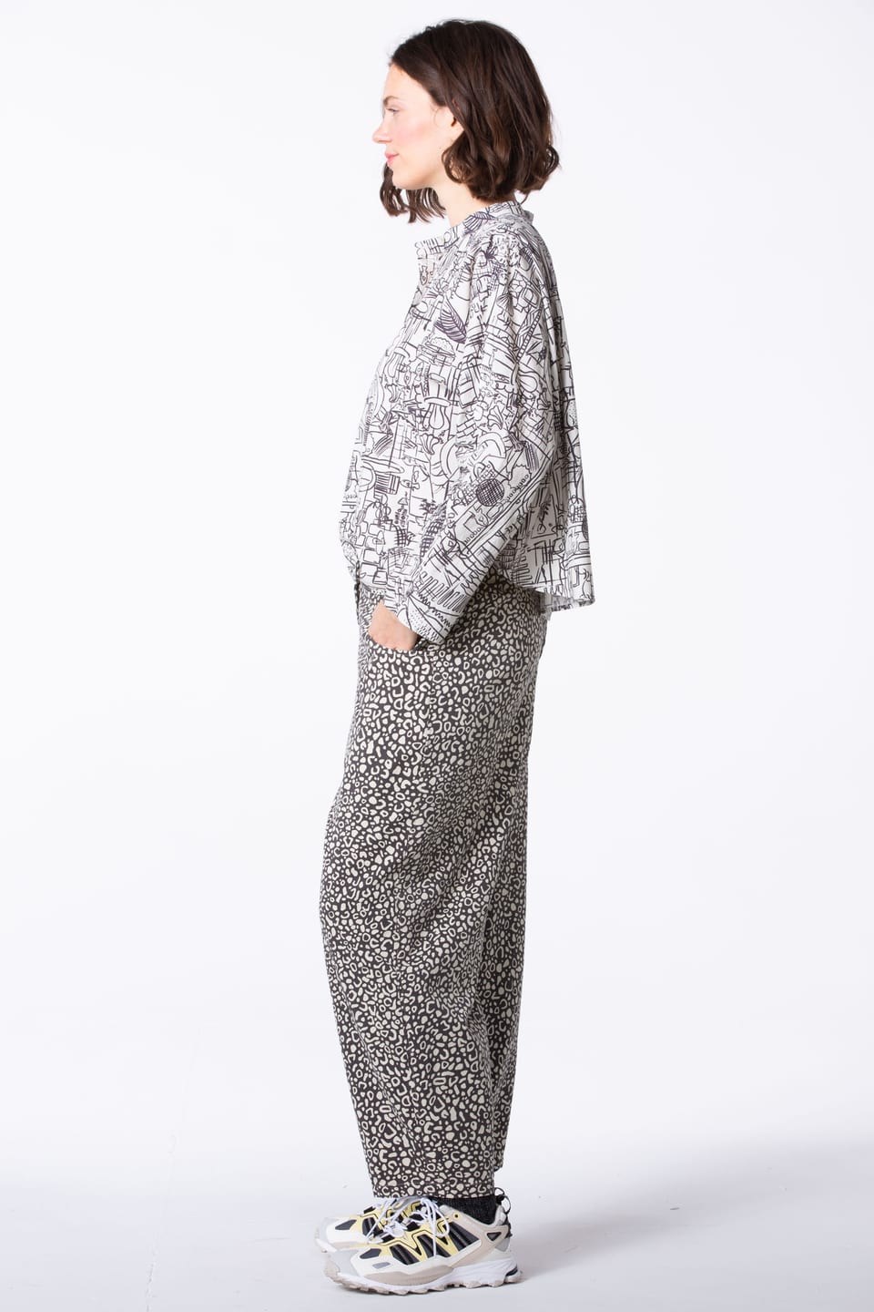 Trousers 405 - Happy-Tiger print" on pure cotton - 120ECRU - 60240710013