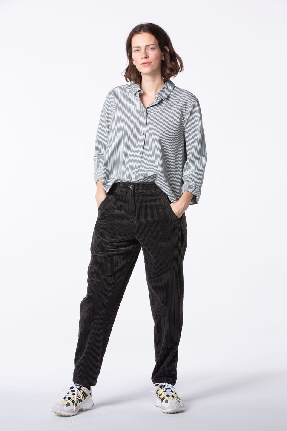 Trousers 406 - Wide-waled cotton corduroy - 890PAVEMENT - 60240710014