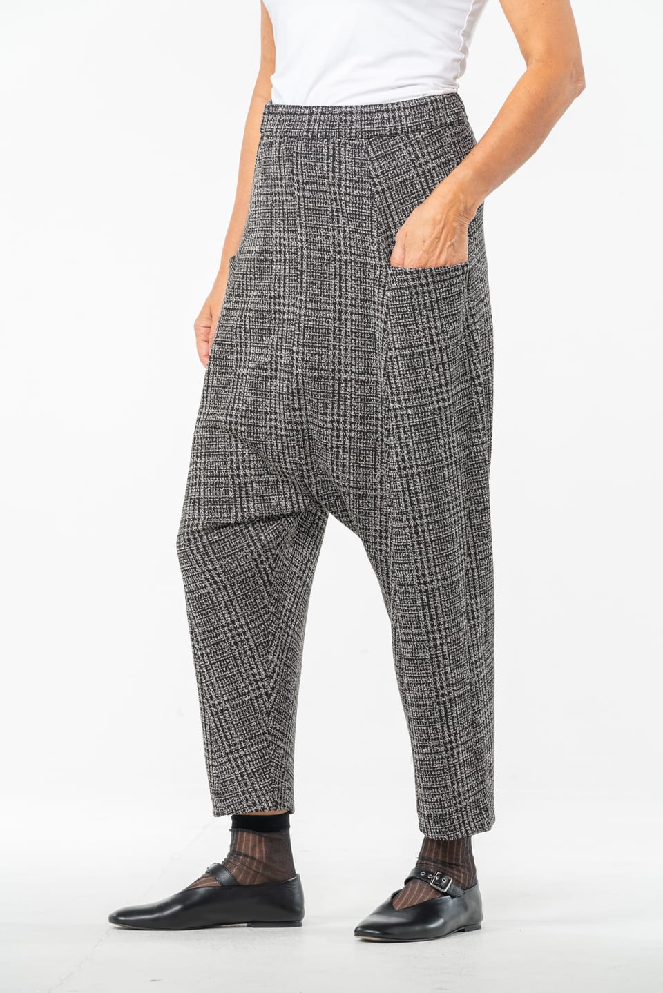 Trousers 539 - Glencheck jacquard jersey in viscose blend - 990BLACK - 10250710120