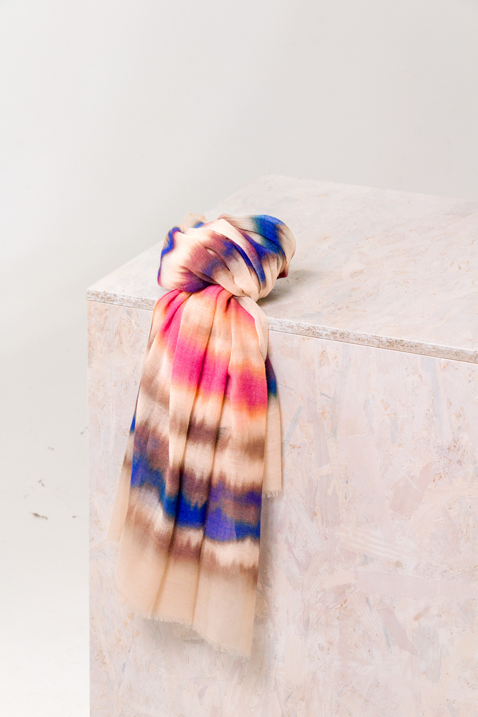 Scarf 504 Grey Pure wool