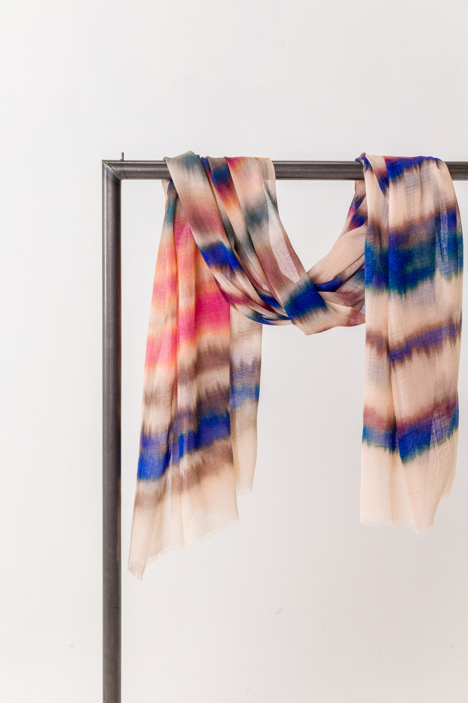 Scarf 504 Grey Pure wool