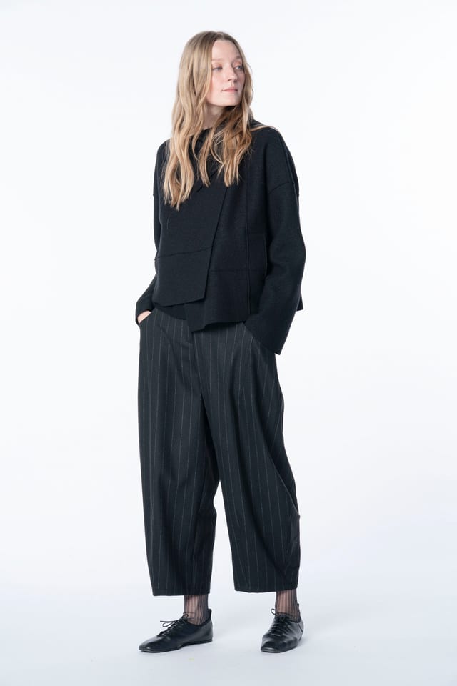 Trousers 6512 - Wool blend with chalk stripes - 990BLACK - 10260710512