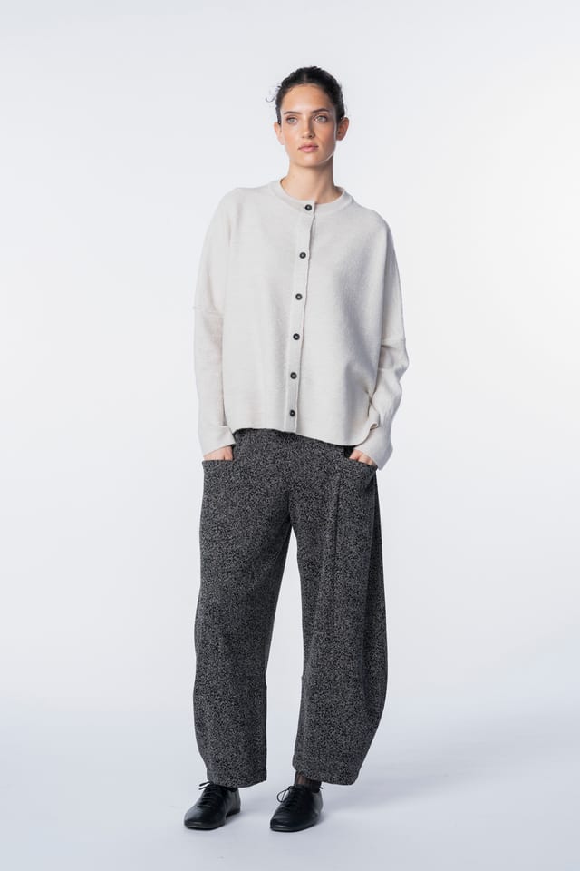Trousers 6536 - Jacquard jersey with herringbone pattern - 990BLACK - 10260710536