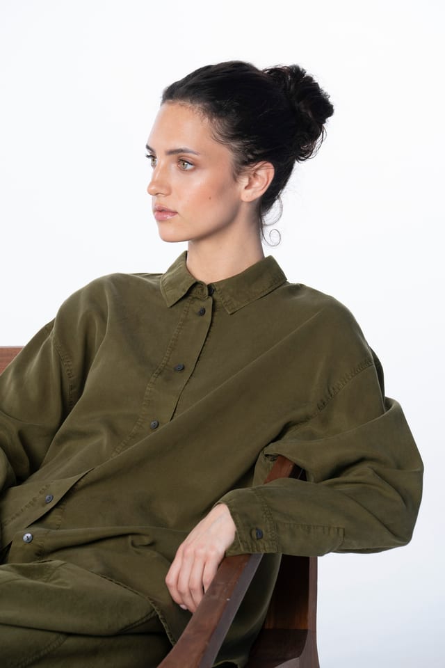 Halenka 6591 - Splývavý lyocellový kepr - 752MEADOW - 10260710591