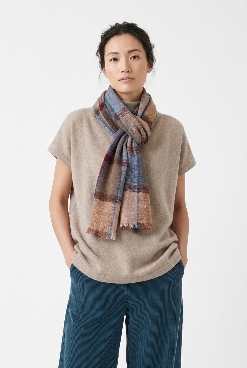 Scarf 6909 360SYRAH Luxurious virgin wool blend